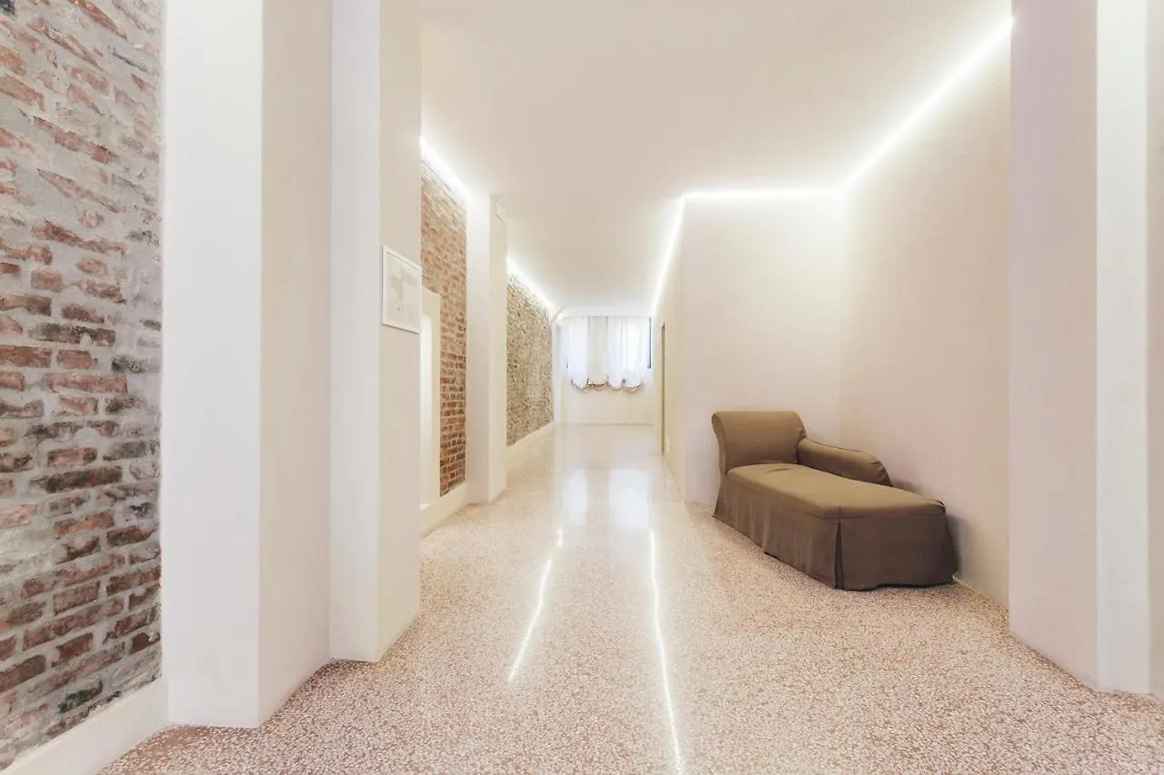 Opera Residence Bolonia