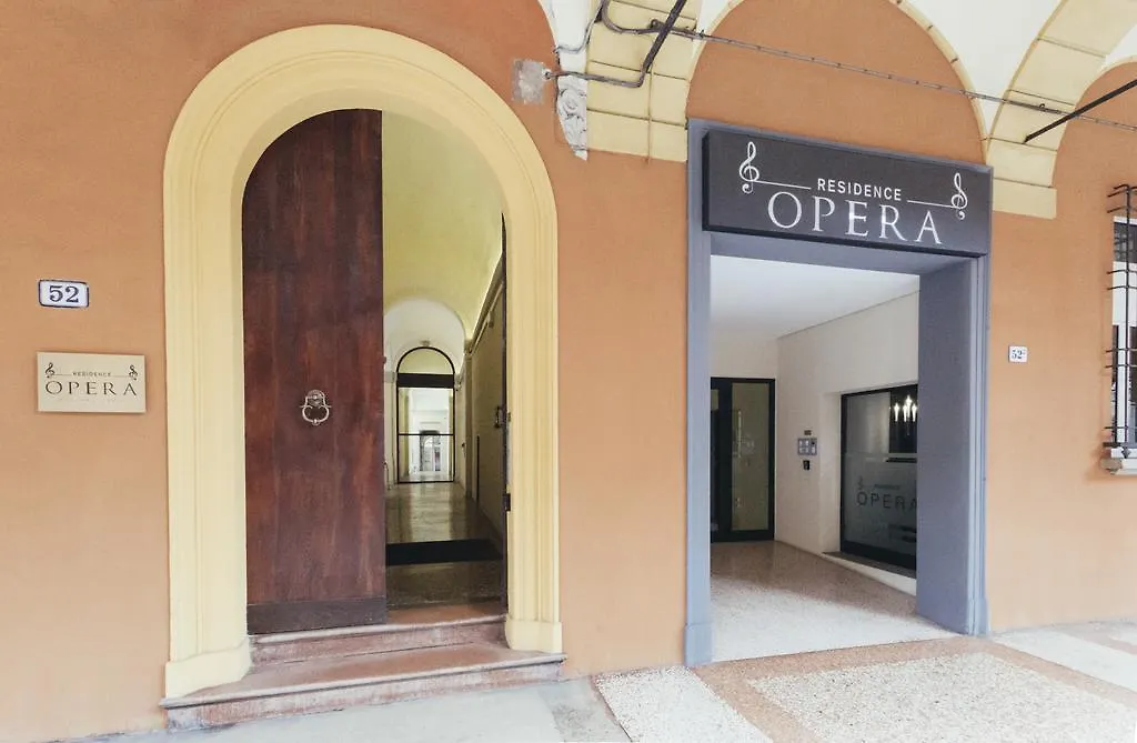 Opera Residence Bolonia