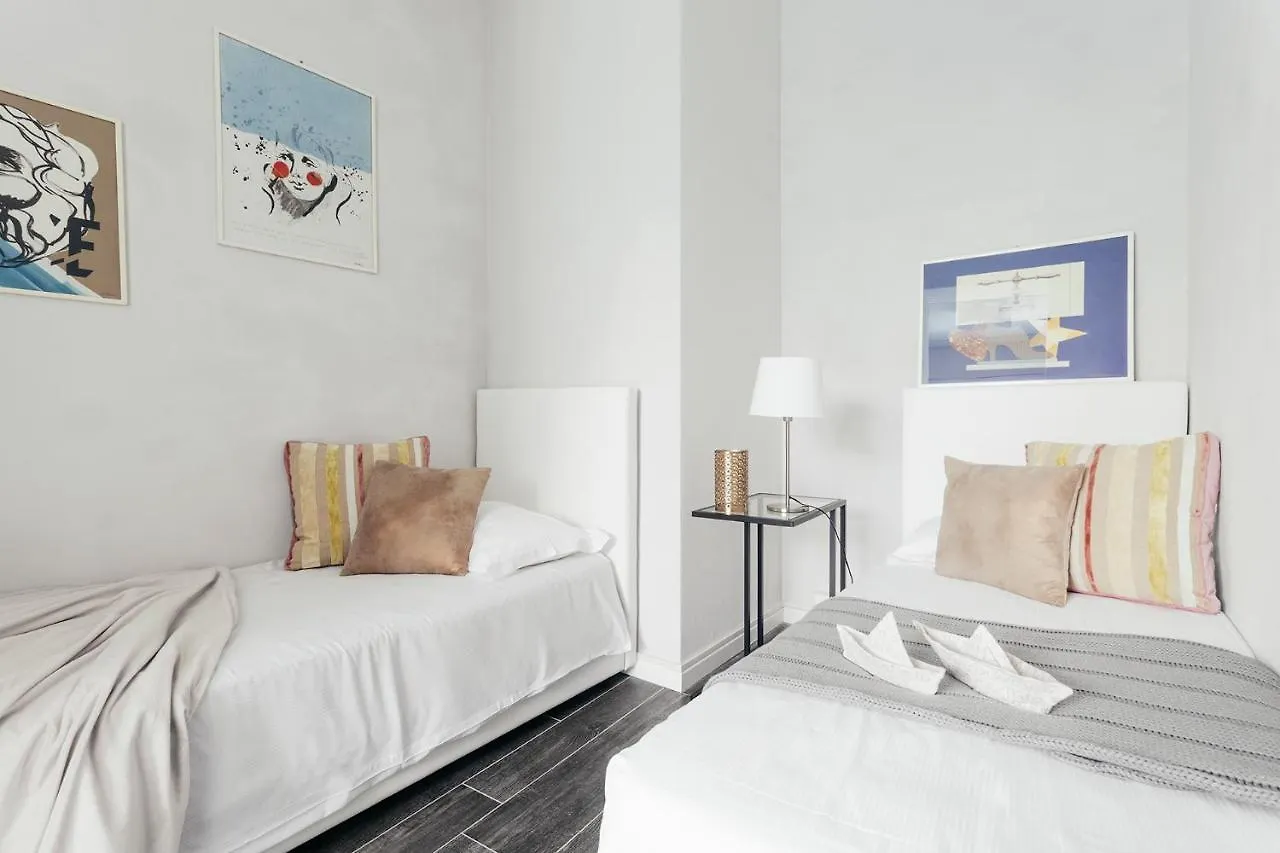 Opera Residence Bolonia 0*,